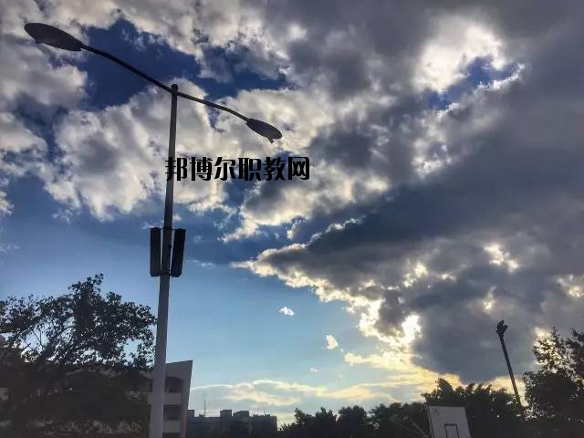 元謀縣職業(yè)高級中學怎么樣、好不好