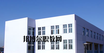 甘肅煤炭工業(yè)技工學(xué)校2020年報名條件、招生要求、招生對象