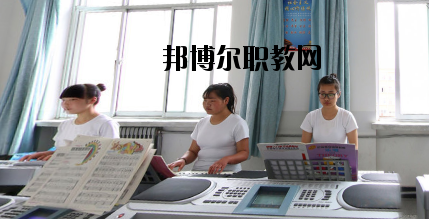 武威勞動(dòng)服務(wù)技工學(xué)校2020年報(bào)名條件、招生要求、招生對(duì)象