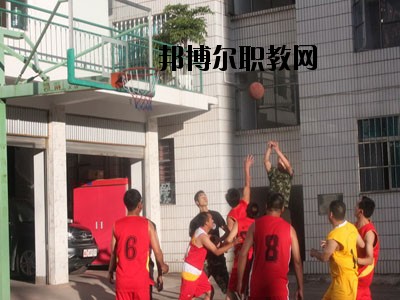 新平縣職業(yè)高級(jí)中學(xué)怎么樣、好不好