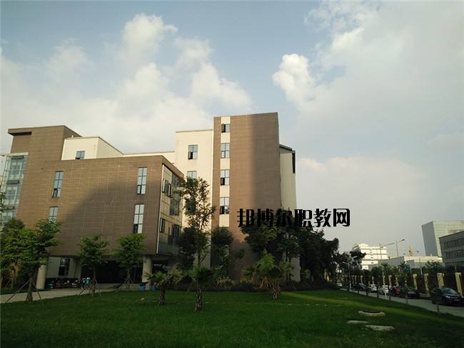 四川省自貢倍樂職業(yè)技術(shù)學(xué)校2020年報(bào)名條件、招生要求、招生對象