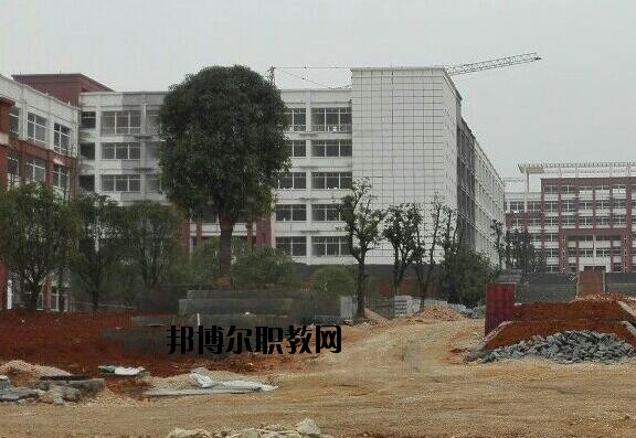 松桃苗族自治中等職業(yè)學(xué)校2020年報(bào)名條件、招生要求、招生對(duì)象
