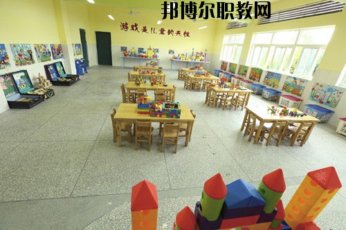 四川師范大學(xué)幼師學(xué)院2020年報(bào)名條件、招生要求、招生對象