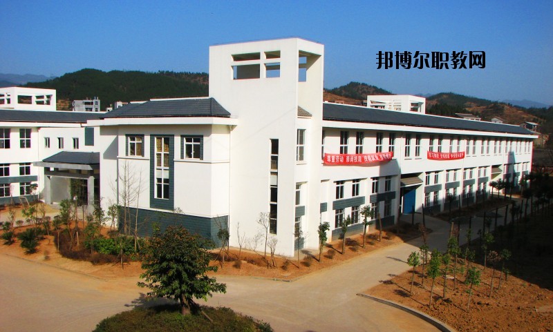 廣元市昭化區(qū)職業(yè)高級(jí)中學(xué)2020年有哪些專(zhuān)業(yè)