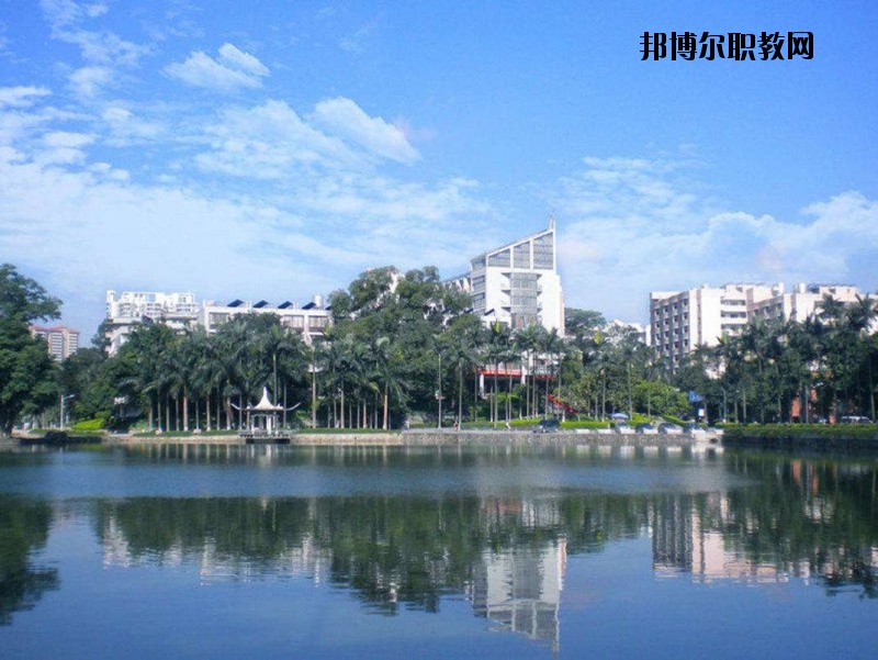 麻城宋埠職業(yè)高級(jí)中學(xué)2020年報(bào)名條件、招生要求、招生對(duì)象