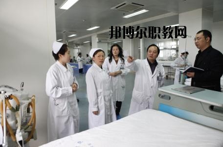 川北醫(yī)學(xué)院附屬醫(yī)院護士學(xué)校2020年招生辦聯(lián)系電話