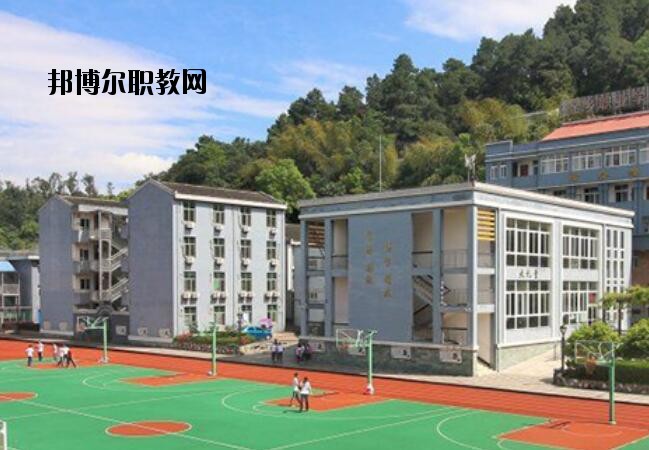 蒼南縣金鄉(xiāng)職業(yè)學(xué)校2020年報(bào)名條件、招生要求、招生對(duì)象