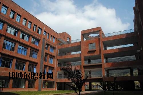 分宜職業(yè)技術(shù)學校網(wǎng)站網(wǎng)址