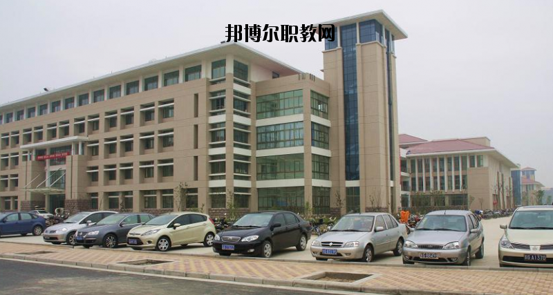 連云港師范高等?？茖W(xué)校2020年報名條件、招生要求、招生對象