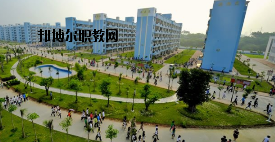 北部灣職業(yè)技術(shù)學(xué)校2020年報名條件、招生要求、招生對象