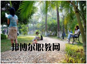 瀾滄縣職業(yè)高級(jí)中學(xué)2020年報(bào)名條件、招生要求、招生對(duì)象