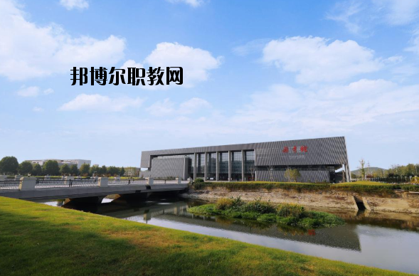 徐州醫(yī)學(xué)院怎么樣、好不好
