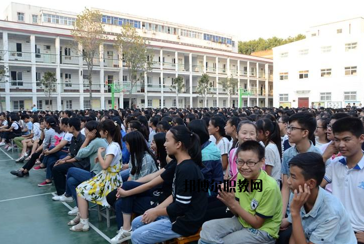 南陽第二中等職業(yè)學(xué)校2021年報(bào)名條件、招生要求、招生對象