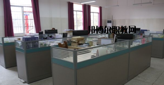 興業(yè)中等職業(yè)技術學校怎么樣、好不好