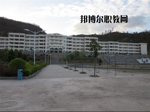 保山隆陽(yáng)區(qū)職業(yè)技術(shù)學(xué)校2020年學(xué)費(fèi)、收費(fèi)多少