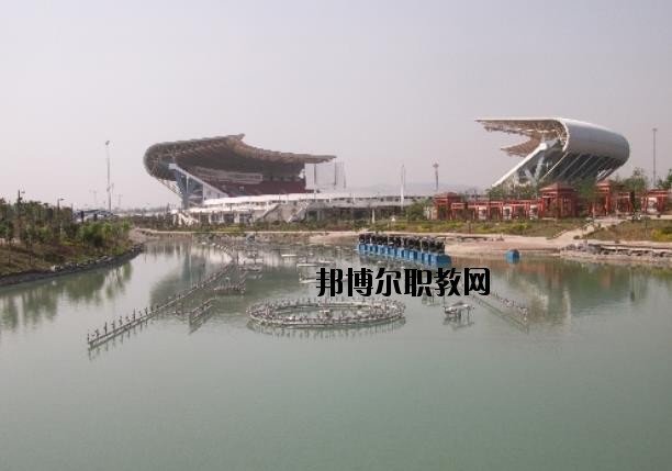 荊門現(xiàn)代學(xué)校2020年報(bào)名條件、招生要求、招生對(duì)象