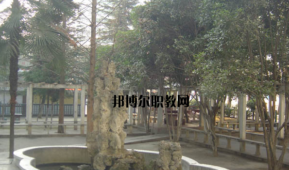 竹山職業(yè)技術集團學校1