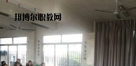 秦皇島燕成中等專(zhuān)業(yè)學(xué)校2020年報(bào)名條件、招生要求、招生對(duì)象 