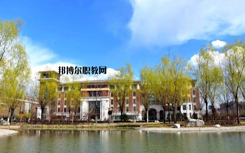 京山衛(wèi)生學(xué)校2020年報(bào)名條件、招生要求、招生對(duì)象