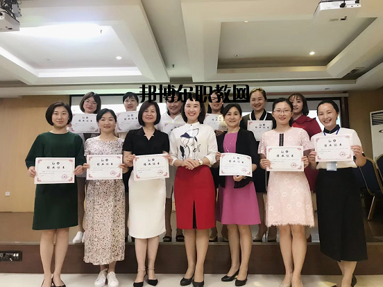 南昌青山湖區(qū)職業(yè)技術(shù)學校2020年招生辦聯(lián)系電話