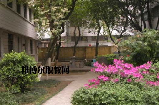 廣州港技工學(xué)校2020年報(bào)名條件、招生要求、招生對(duì)象