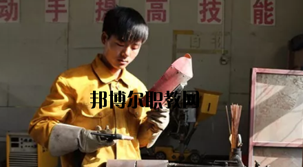 靈臺職教中心2020年報名條件、招生要求、招生對象