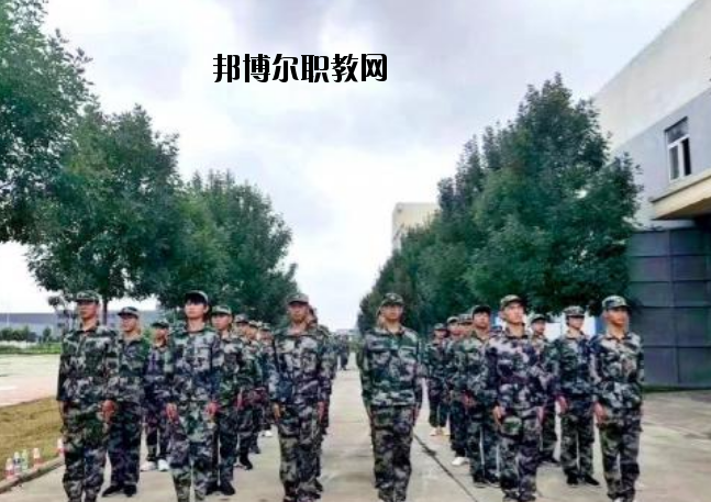 鄭州創(chuàng)新科技學校2021年報名條件、招生要求、招生對象