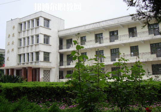 安徽霍邱師范學校2020年報名條件、招生要求、招生對象