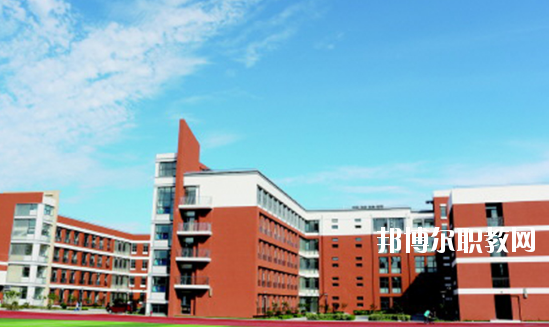湛江湛港職業(yè)技術(shù)學(xué)校怎么樣、好不好