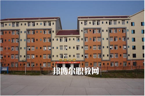 瀘州交通技工學(xué)校2020年報(bào)名條件、招生要求、招生對象