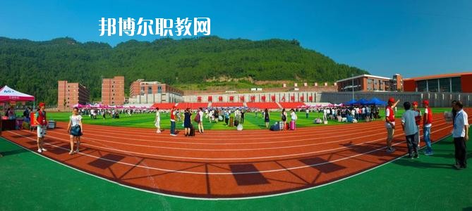 通江縣職業(yè)高級中學2020年報名條件、招生要求、招生對象