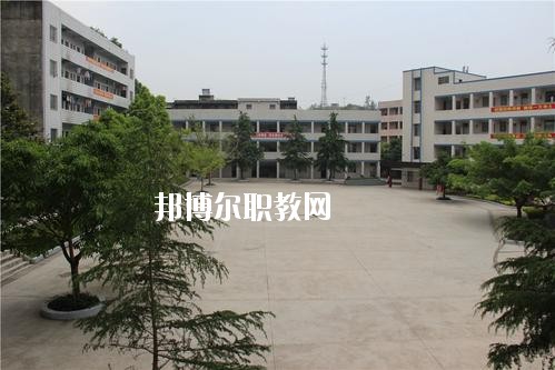樂至縣回瀾職業(yè)中學2020年有哪些專業(yè)