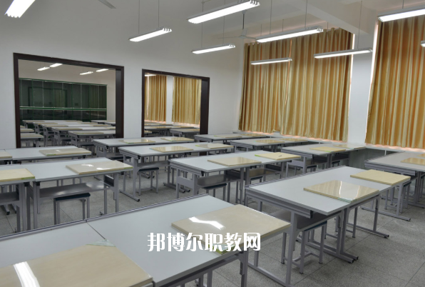 安慶工業(yè)學(xué)校怎么樣、好不好