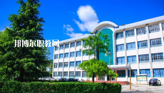 崇信縣職業(yè)教育中心怎么樣、好不好