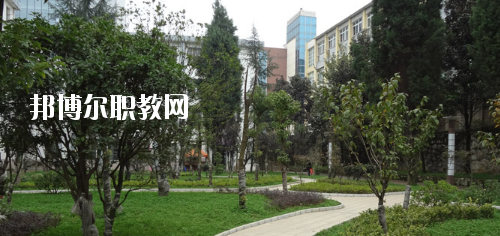 貴陽白云區(qū)職業(yè)技術(shù)學(xué)校2020年報名條件、招生要求、招生對象