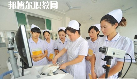 四川2020年讀衛(wèi)?？梢钥即髮W(xué)嗎