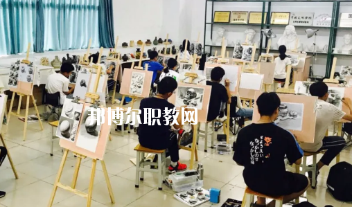 惠州科貿(mào)職業(yè)技術(shù)學(xué)校2020年報名條件、招生要求、招生對象