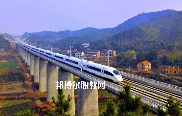 甘肅2020年初中生能讀什么高鐵學校