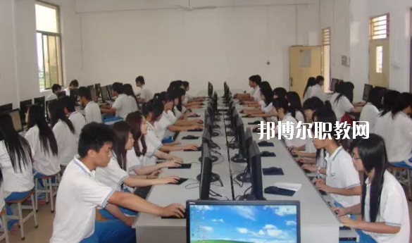惠州惠陽區(qū)職業(yè)技術(shù)學(xué)校2020年報名條件、招生要求、招生對象