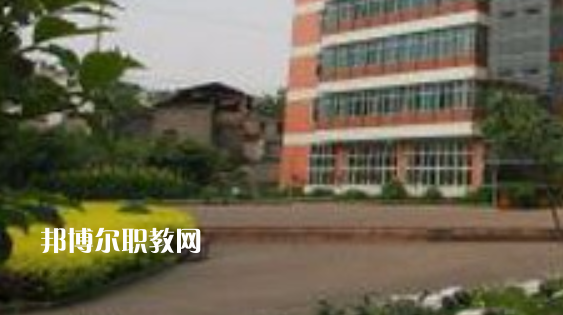 淮北市杜集區(qū)中等專(zhuān)業(yè)學(xué)校2020年招生辦聯(lián)系電話(huà)