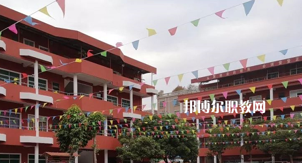 東莞鼎文職業(yè)技術(shù)學校2021年報名條件、招生要求、招生對象