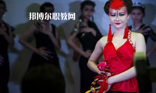 汕頭琪雅美容化妝職業(yè)技術(shù)學(xué)校2021年報(bào)名條件、招生要求、招生對(duì)象