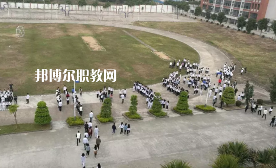 汕頭潮陽(yáng)區(qū)職業(yè)技術(shù)學(xué)校怎么樣、好不好