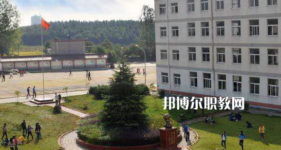 桐城中華職業(yè)學校怎么樣、好不好