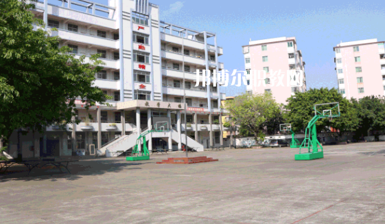 韶關(guān)湞江中等職業(yè)學(xué)校2021年招生辦聯(lián)系電話(huà)