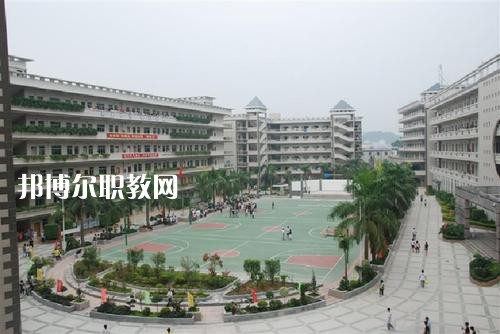 雅安航空工業(yè)聯(lián)合技工學(xué)校2021年報(bào)名條件、招生要求