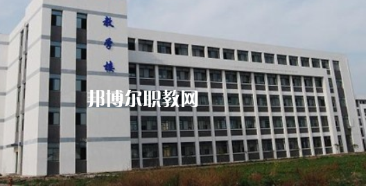滁州市機(jī)械工業(yè)學(xué)校2021年報(bào)名條件、招生要求、招生對(duì)象 