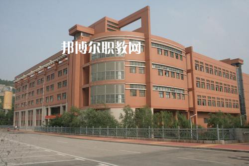 四川長虹職業(yè)技術(shù)學(xué)校2021年報名條件、招生要求