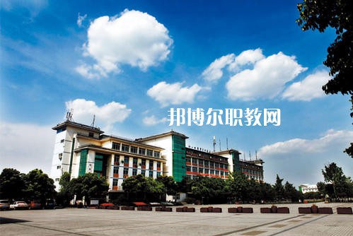 德陽弘正運動職業(yè)學校2021年招生錄取分數線