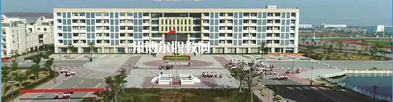 霍山職業(yè)學(xué)校2021年報(bào)名條件、招生要求、招生對象